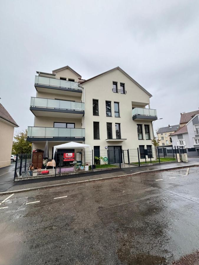 شقة مُلووز  في Duplex Neuf Parking Terrasse المظهر الخارجي الصورة